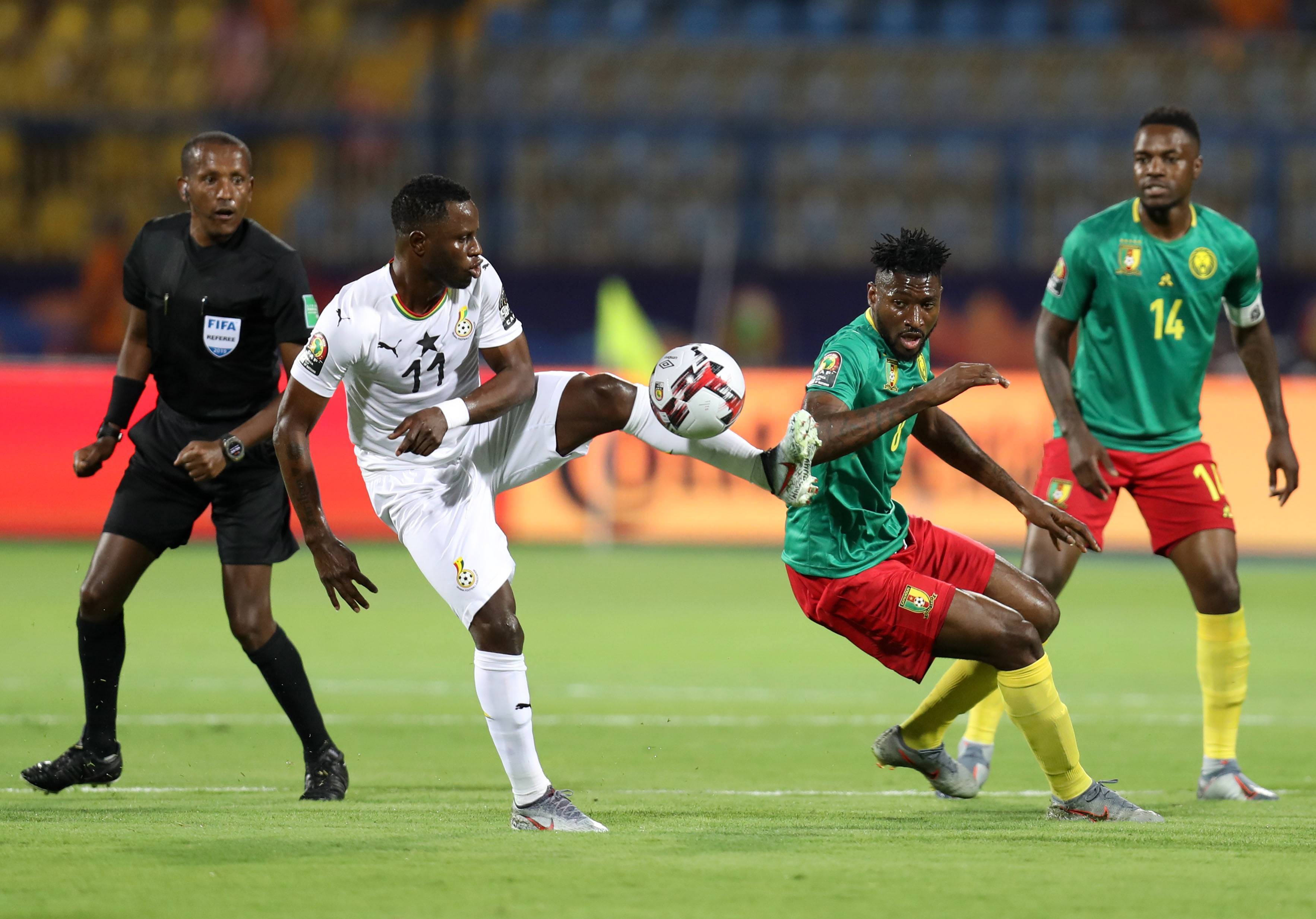 起了巨大关 起了巨大关