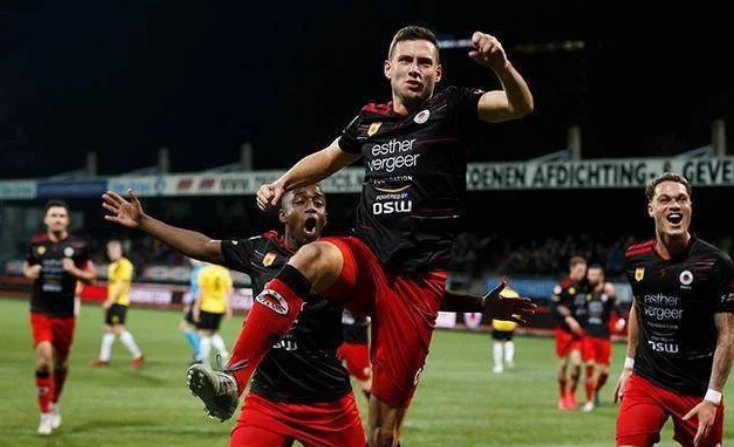 里夫斯则像 里夫斯则像