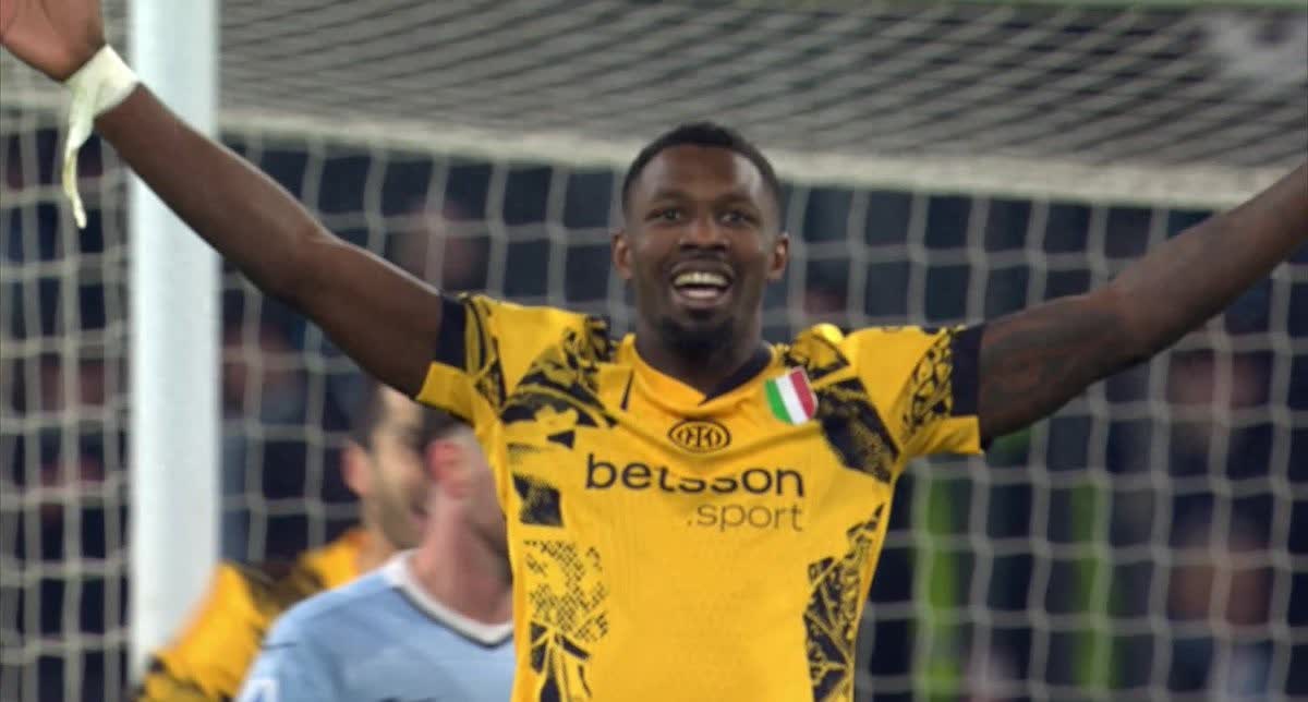 22亿欧元 22亿欧元