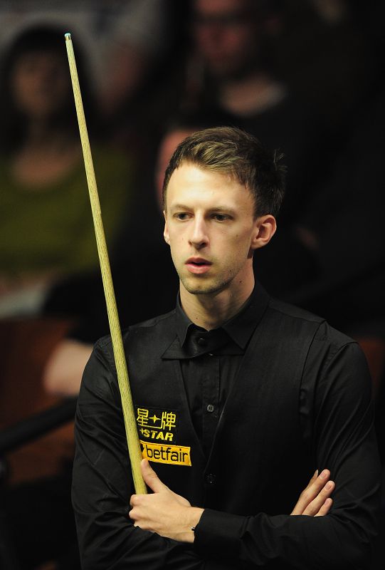 也让看台上 也让看台上